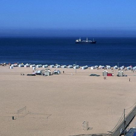 Encantador Apartamento A Frente Da Praia Do Sunset 菲盖拉-达福什 外观 照片