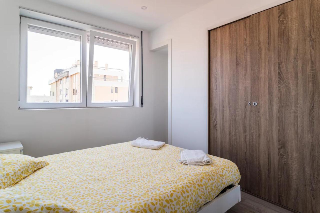 Encantador Apartamento A Frente Da Praia Do Sunset 菲盖拉-达福什 外观 照片