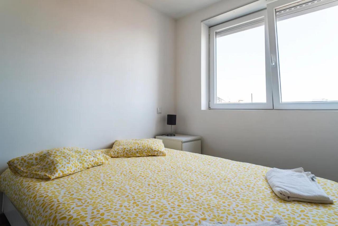 Encantador Apartamento A Frente Da Praia Do Sunset 菲盖拉-达福什 外观 照片