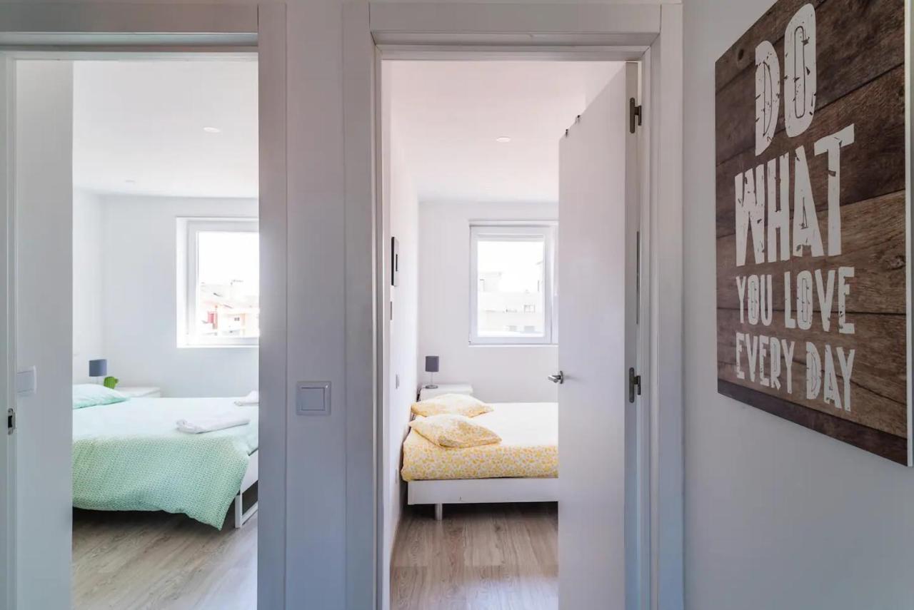 Encantador Apartamento A Frente Da Praia Do Sunset 菲盖拉-达福什 外观 照片